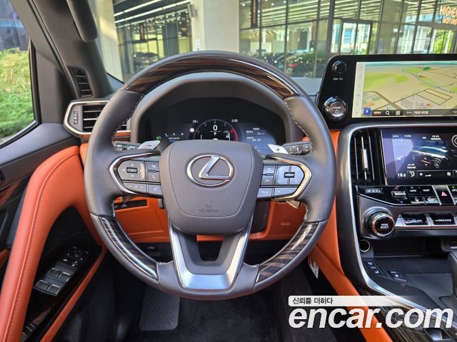 Lexus LX (IV) 700h VIP 2025 — фото 16