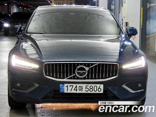 Volvo S60 (III) B5 Inscription 2022 — фото 2