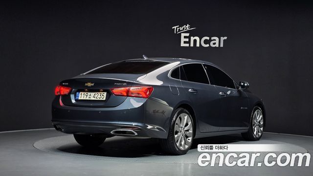 Chevrolet Malibu 2.0 Turbo Premier Special 2021 — фото 2