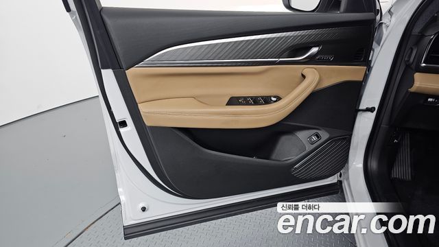 Renault Korea Grand Koleos 1.5 E-TECH Iconic 2WD 2025 — фото 24