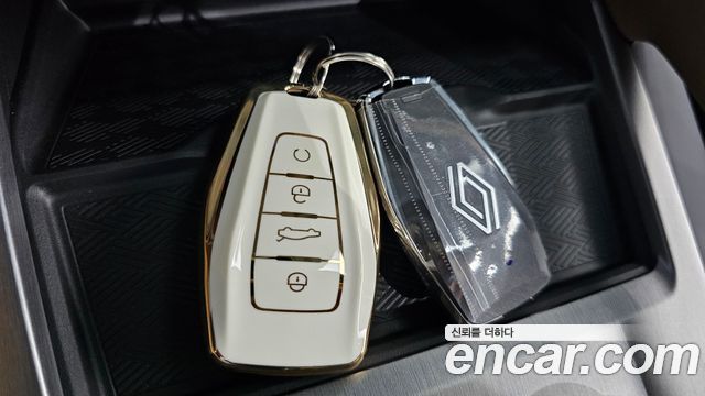 Renault Korea Grand Koleos 1.5 E-TECH Iconic 2WD 2025 — фото 31