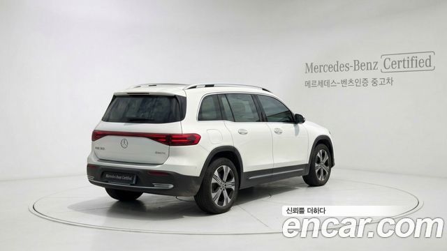 Mercedes-Benz EQB (X243) EQB300 4MATIC Progressive 2026 — фото 2