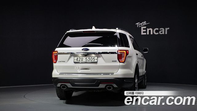 Ford Explorer 2.3 Limited 4WD 5th 2018 — фото 4
