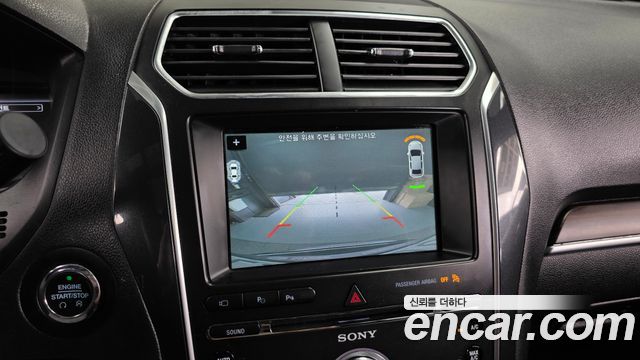 Ford Explorer 2.3 Limited 4WD 5th 2018 — фото 15
