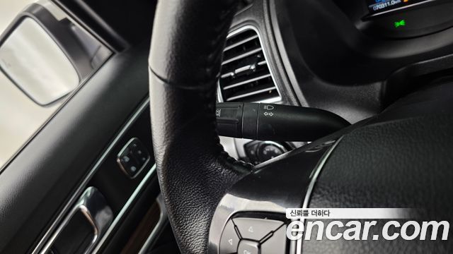 Ford Explorer 2.3 Limited 4WD 5th 2018 — фото 37