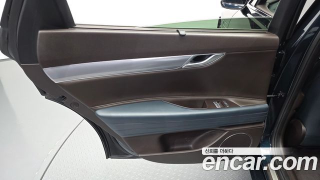 Genesis G80 (RG3) Gasoline 2.5 Turbo AWD 2022 — фото 25