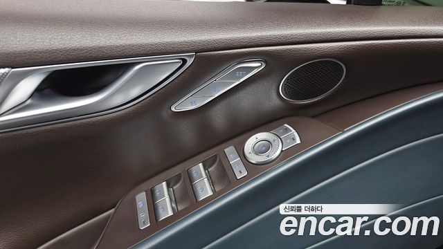 Genesis G80 (RG3) Gasoline 2.5 Turbo AWD 2022 — фото 31