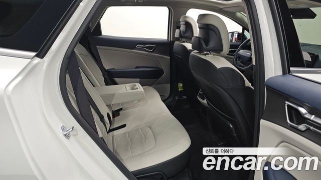 Kia Sportage (V) Gasoline 1.6 Turbo 2WD Signature 2025 — фото 26