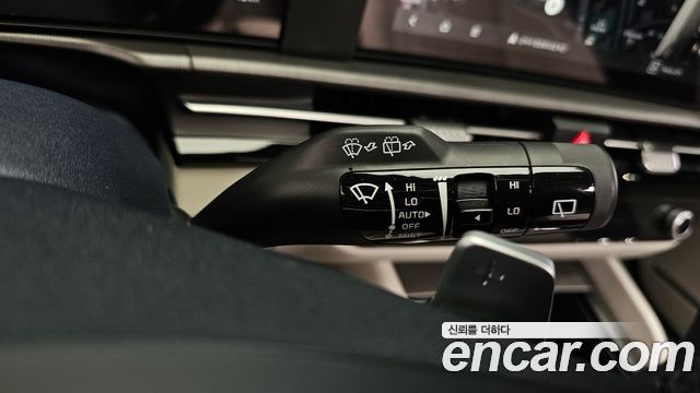 Kia Sportage (V) Gasoline 1.6 Turbo 2WD Signature 2025 — фото 29