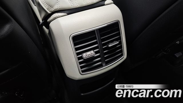 Kia Sportage (V) Gasoline 1.6 Turbo 2WD Signature 2025 — фото 31