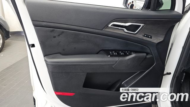 Kia Sportage Hybrid (V) Signature Gravity 2WD 2023 — фото 24