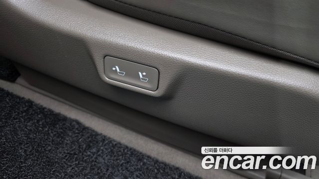 Kia Carnival (IV) Gasoline 9-Seater Hi-Limousine Signature 2023 — фото 35