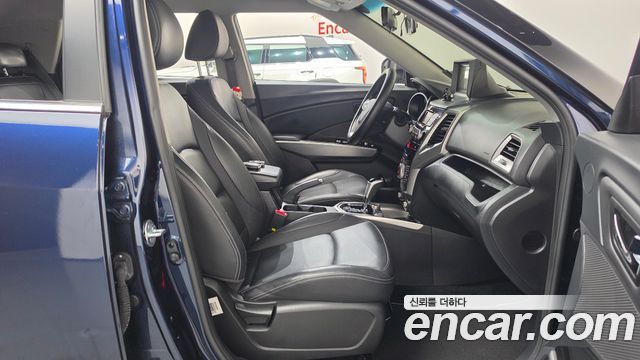 KG Mobility (SsangYong) Tivoli Diesel VX 2WD 2016 — фото 11