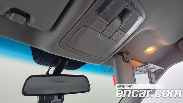 KG Mobility (SsangYong) Tivoli Diesel VX 2WD 2016 — фото 19