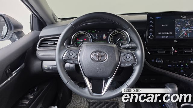 Toyota Camry (XV70) 2.5 XLE Hybrid 2024 — фото 17