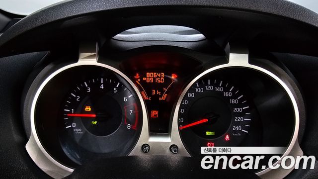 Nissan Juke 1.6 SV F15 2014 — фото 8