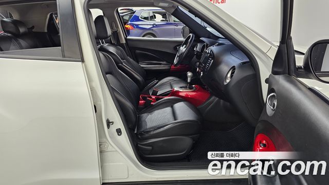 Nissan Juke 1.6 SV F15 2014 — фото 11