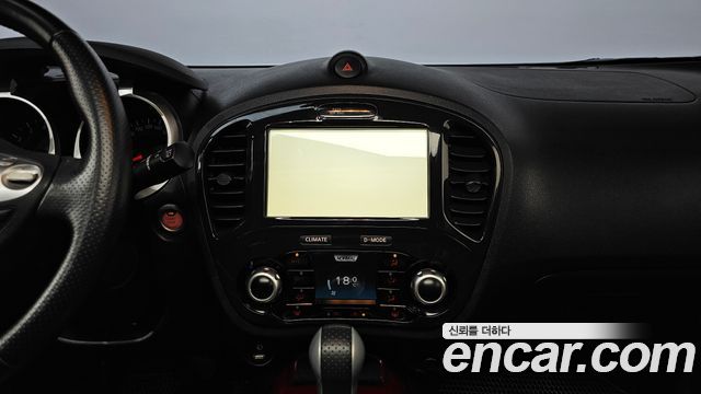 Nissan Juke 1.6 SV F15 2014 — фото 14