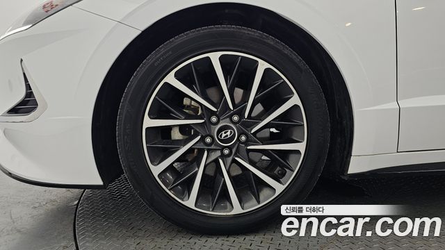Hyundai Sonata (DN8) 2.0 LPG Premium Plus 2022 — фото 5