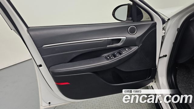 Hyundai Sonata (DN8) 2.0 LPG Premium Plus 2022 — фото 30