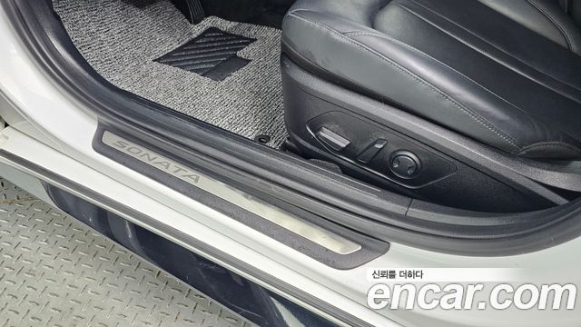 Hyundai Sonata (DN8) 2.0 LPG Premium Plus 2022 — фото 34