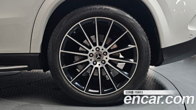 Mercedes-Benz GLE-Class (W167) GLE400d 4MATIC Coupe 2022 — фото 21