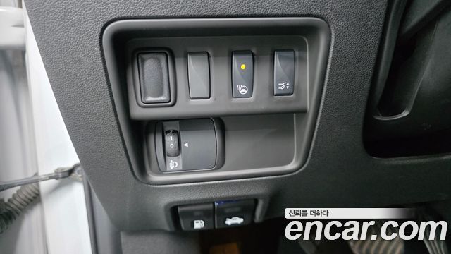 Renault Korea QM6 2.0 LPe RE Signature 2WD 2020 — фото 13