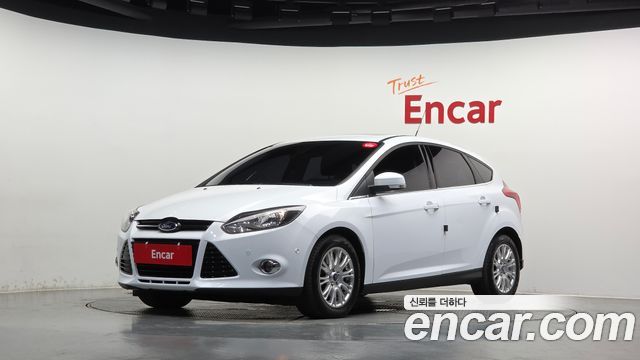 Ford Focus 2.0 Diesel Titanium Hatchback 3rd