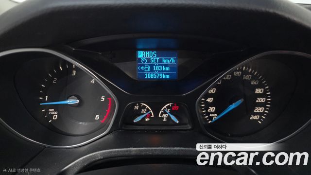 Ford Focus 2.0 Diesel Titanium Hatchback 3rd 2015 — фото 8
