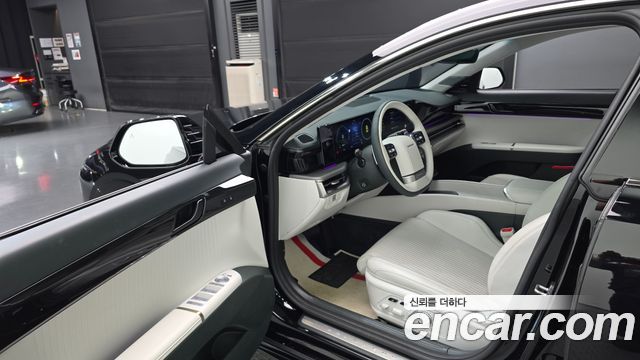 Hyundai Grandeur (GN7) 2,5 Gasoline 2WD Calligraphy 2023 — фото 10