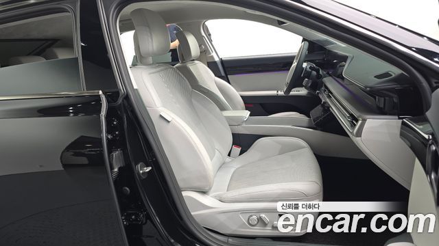 Hyundai Grandeur (GN7) 2,5 Gasoline 2WD Calligraphy 2023 — фото 16