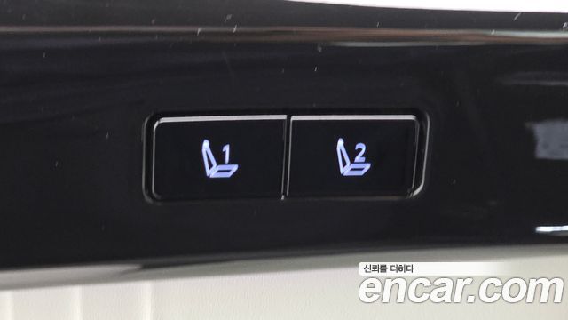 Hyundai Grandeur (GN7) 2,5 Gasoline 2WD Calligraphy 2023 — фото 18