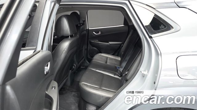 Hyundai Kona Hybrid Modern 2023 — фото 12