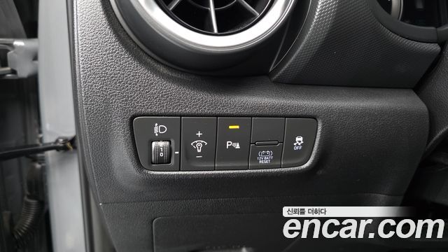 Hyundai Kona Hybrid Modern 2023 — фото 16