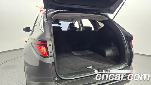 Hyundai Tucson (NX4) Gasoline 1.6 Turbo 2WD Premium 2023 — фото 18