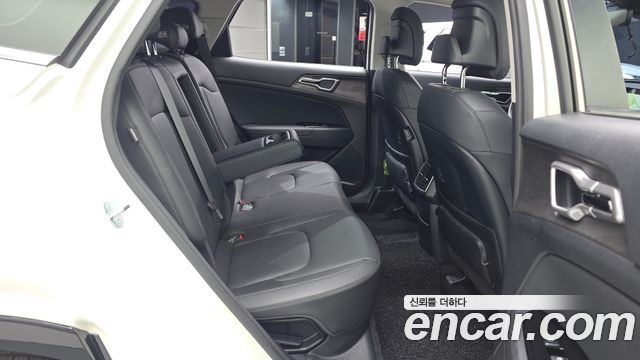 Kia Sportage (V) LPG 2.0 2WD Signature 2024 — фото 12