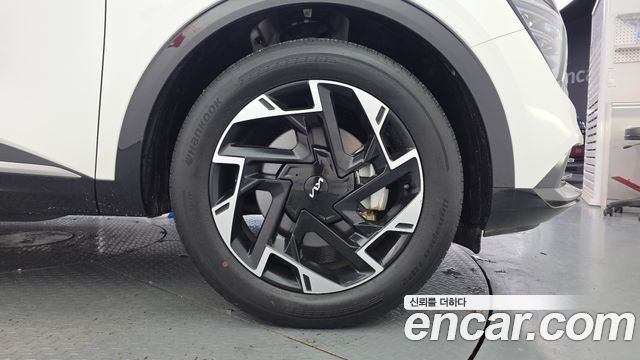 Kia Sportage (V) LPG 2.0 2WD Signature 2024 — фото 21
