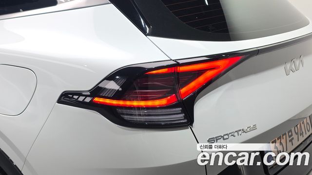 Kia Sportage (V) LPG 2.0 2WD Signature 2024 — фото 23