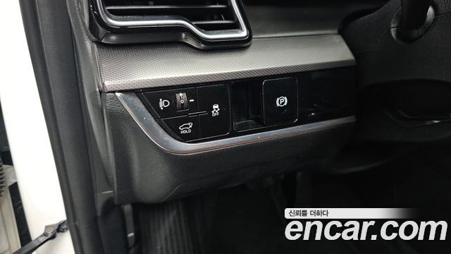 Kia Sportage (V) Gasoline 1.6 Turbo 2WD Nobleless 2022 — фото 17