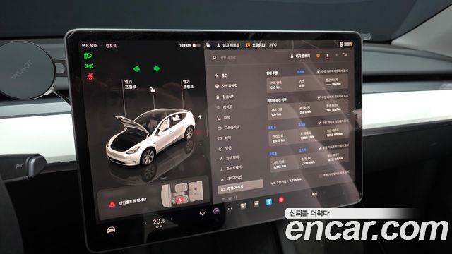 Tesla Model Y RWD 2023 — фото 8