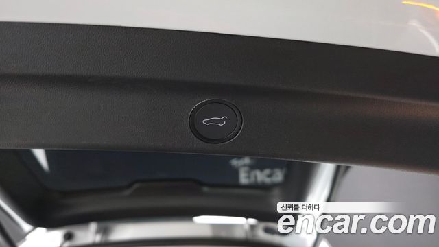 Tesla Model Y RWD 2023 — фото 20