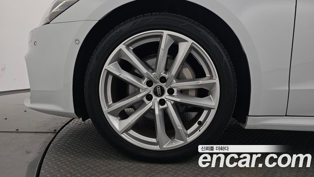 Audi A7 (4K) 45 TDI Quattro Premium 2022 — фото 5