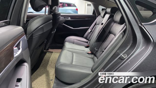 Genesis G80 3.3 GDI AWD Luxury 2019 — фото 11