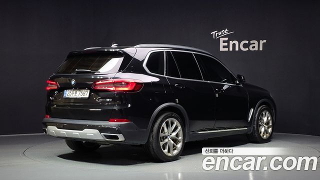 BMW X5 (G05) xDrive 45e xLine 2021 — фото 2