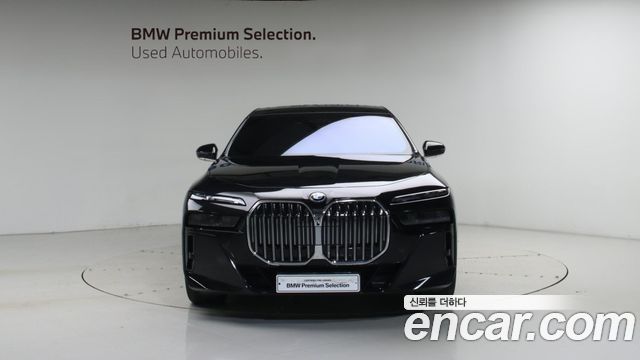 BMW 7 Series (G70) 740i xDrive M Sport Limited 2025 — фото 3