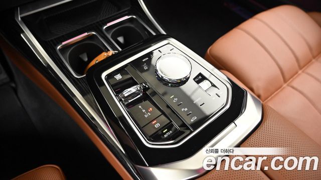 BMW 7 Series (G70) 740i xDrive M Sport Limited 2025 — фото 9