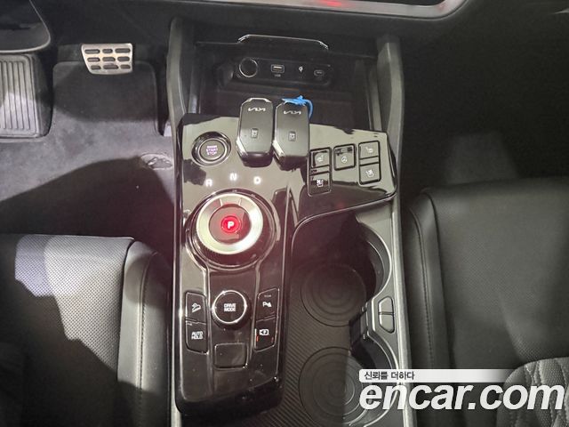 Kia Sportage Hybrid (V) Signature Gravity 2WD 2022 — фото 17
