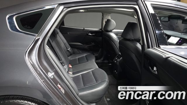 Kia K7 Premier 3.0 GDI Noblesse 2020 — фото 16