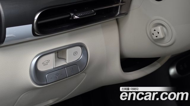 Genesis GV60 Standard AWD 2026 — фото 27