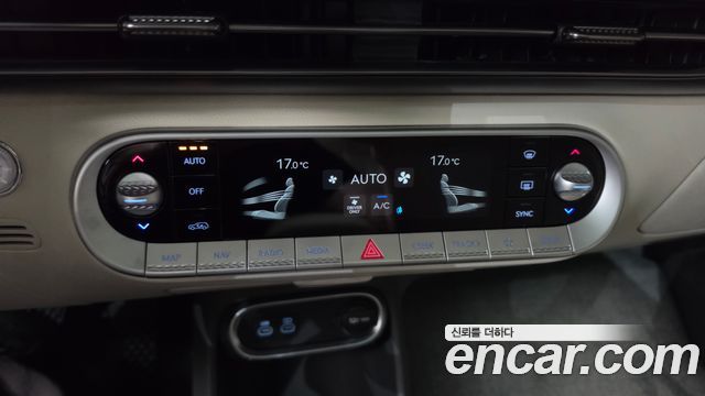 Genesis GV60 Standard AWD 2026 — фото 35